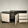 Grand buffet en wengé et beige laqué – Image 5