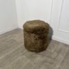 Pouf en fausse fourrure