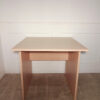 Petit bureau en bois / Table d'appoint – Image 2