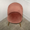 Chaise scandinave en velours rose – Image 2