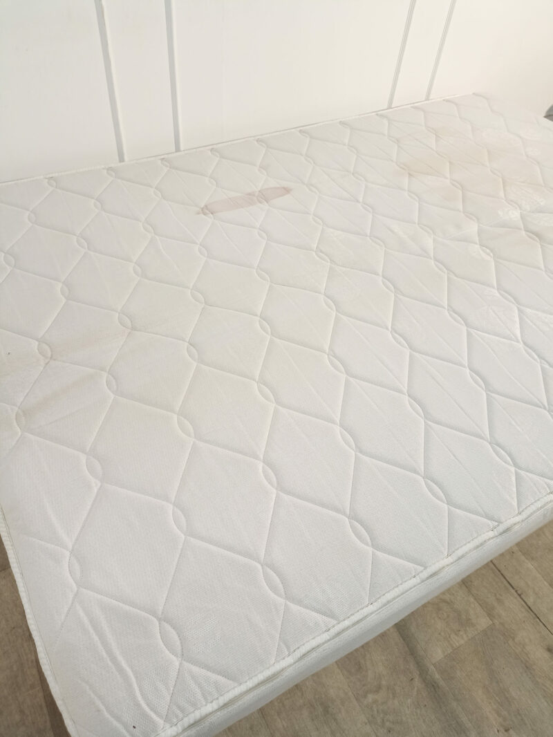 Clic-clac en tissu marron – Image 8