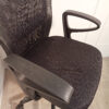 Fauteuil de bureau à roulettes en tissu et cuir – Image 4