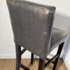 Tabouret de bar en cuir gris et bois – Image 6