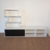 Meuble TV asymétrique blanc et noir – Image 2