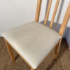 Lot de 2 chaises en bois clair assise tissu – Image 3