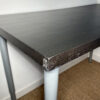 Petite table en bois noir et piètement métal – Image 6