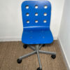 Petite chaise réglable bleue – Image 2