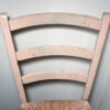 Chaise en bois rose (repeinte) – Image 5