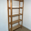 Étagère en bois clair