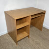 Bureau en bois brun