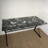 Bureau en verre noir avec motifs – Image 5
