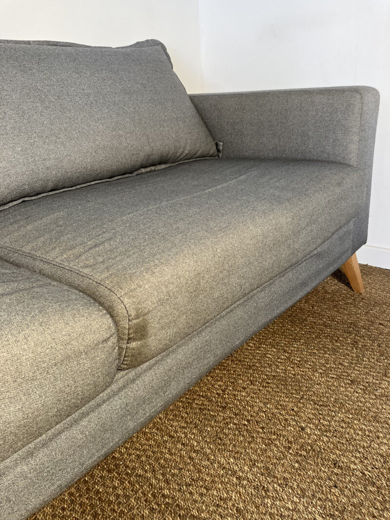 Canapé gris clair scandinave – Image 6