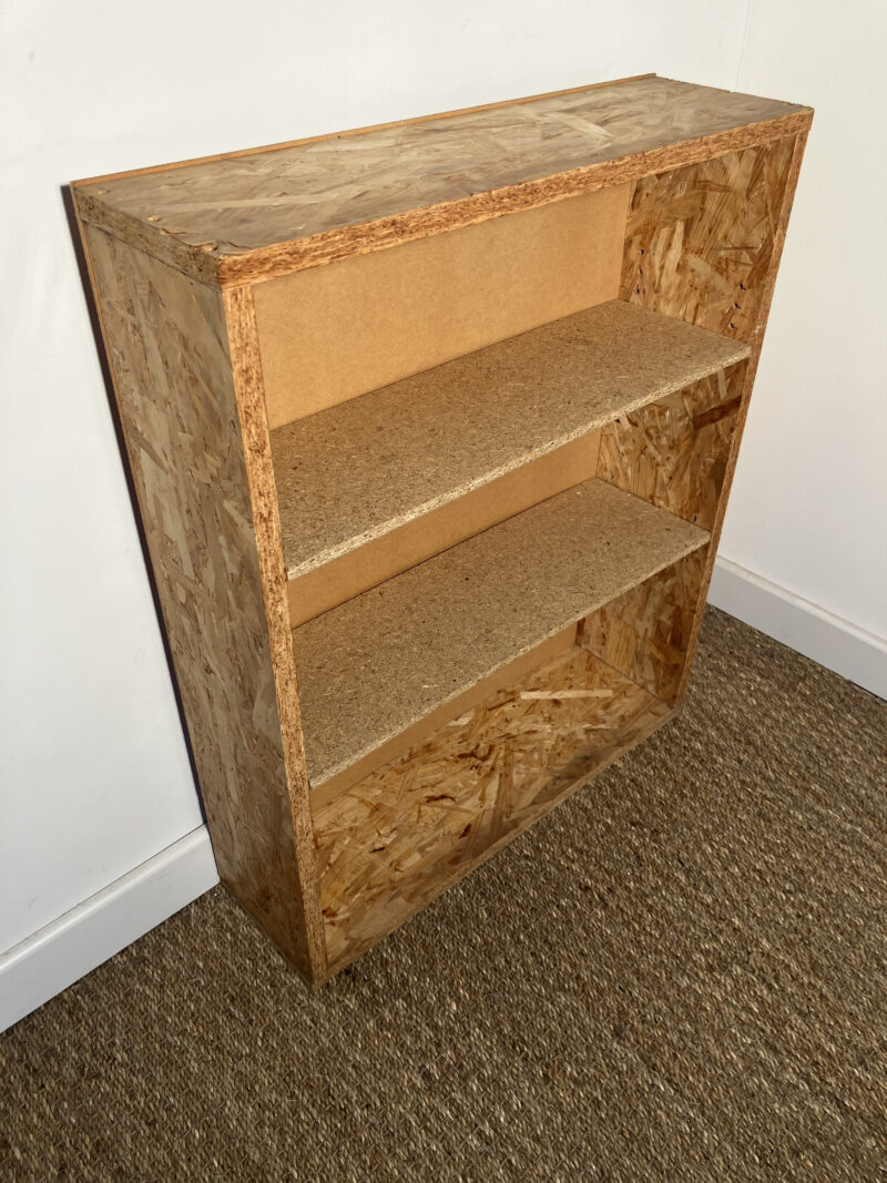 Étagère en bois aggloméré  avec 2 tablettes – Image 6