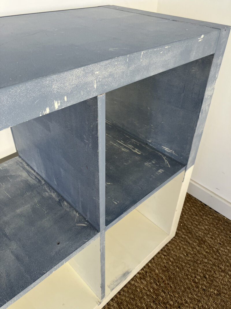 Meuble à case bleu et blanc (à rénover) – Image 6