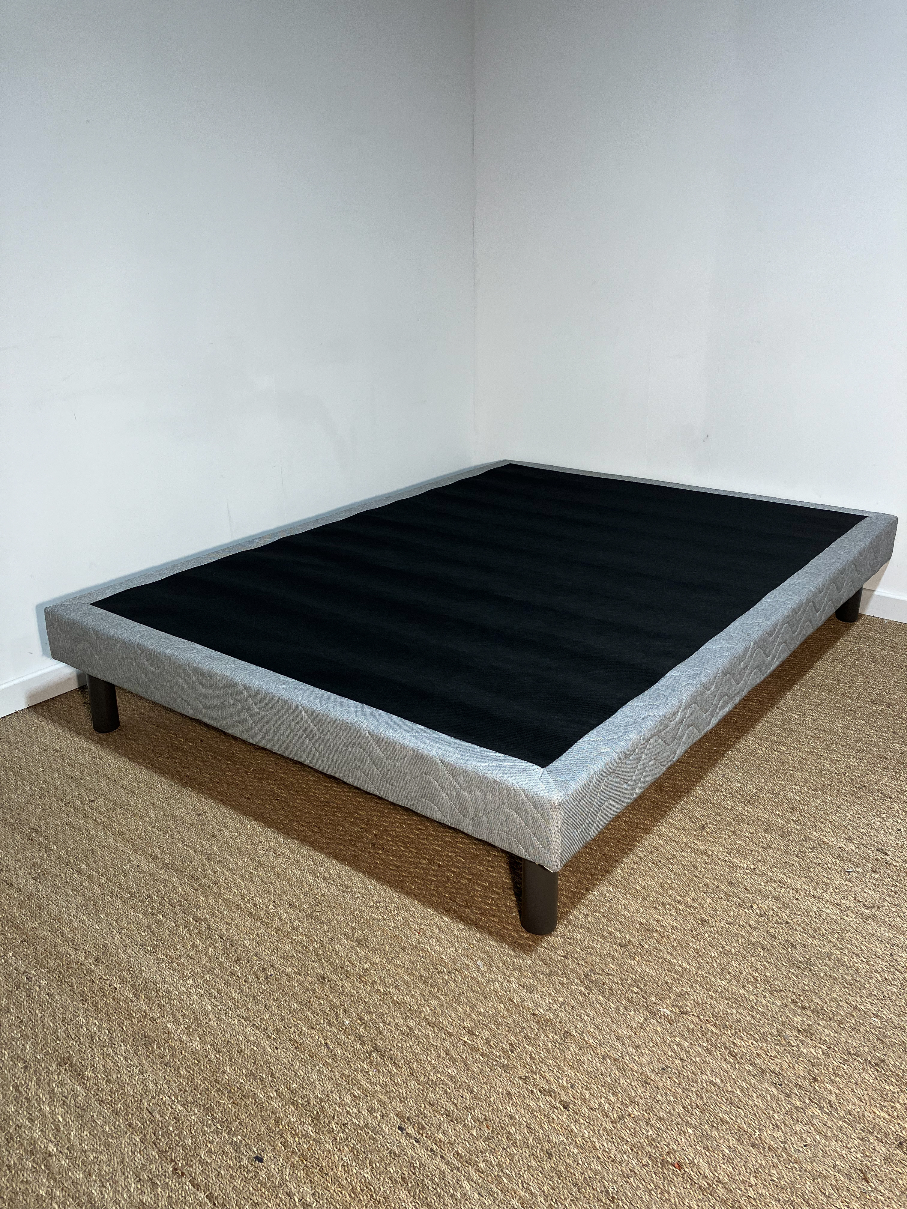Sommier tapissier gris 140x190