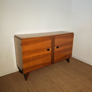 Buffet en bois vintage