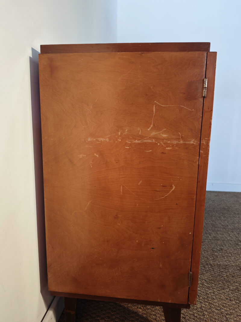 Buffet en bois vintage – Image 7
