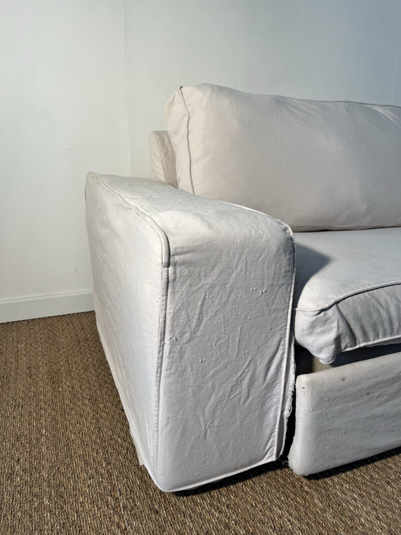 Grand canapé en tissu beige dépliable – Image 5