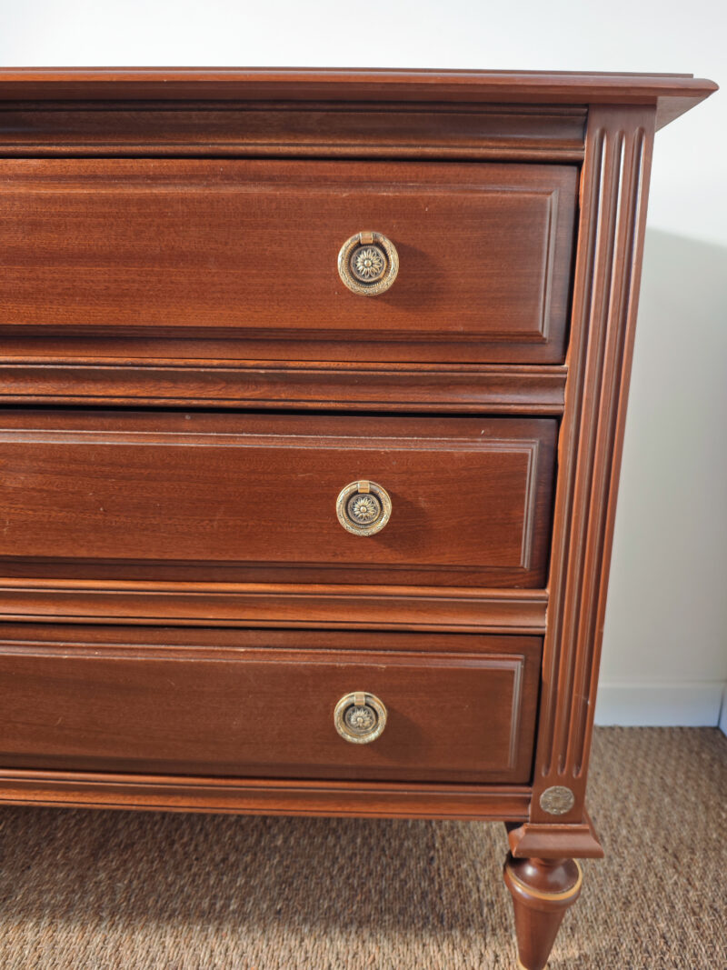Commode en bois vintage – Image 4