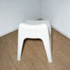 Fauteuil en plastique blanc – Image 5