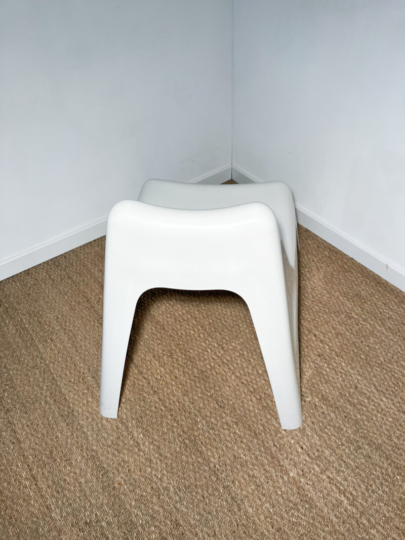 Fauteuil en plastique blanc – Image 5