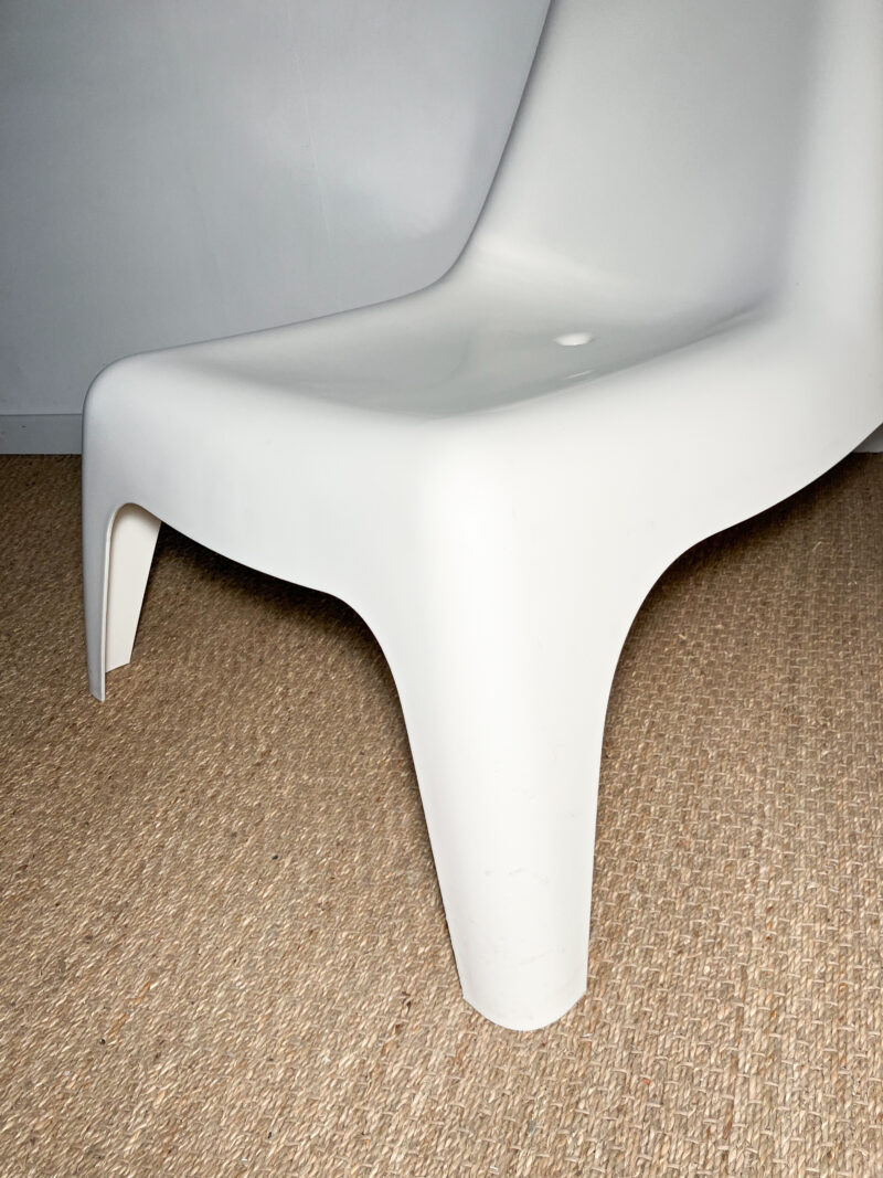 Fauteuil en plastique blanc – Image 6