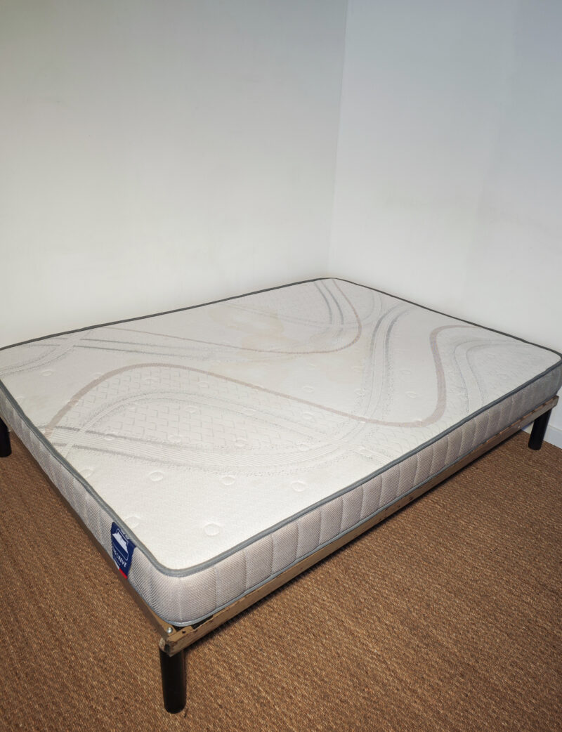Matelas à motif 140x190