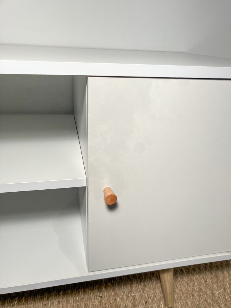 Meuble bas blanc scandinave avec portes – Image 6
