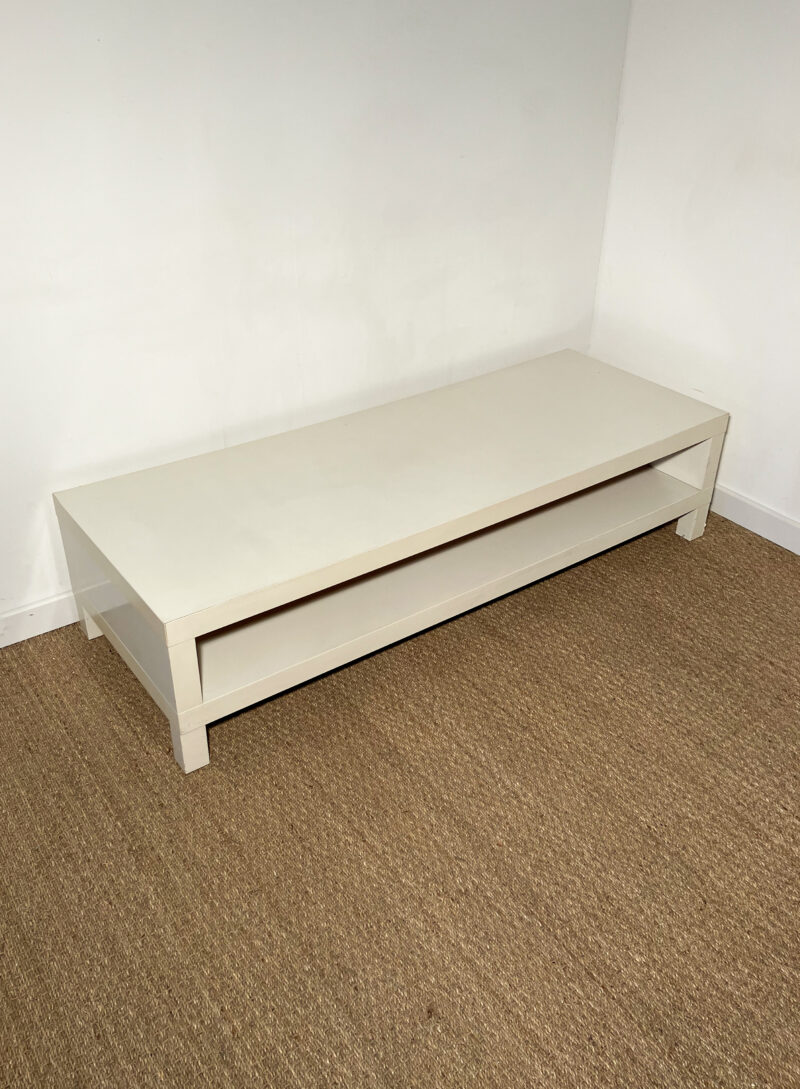Long meuble tv blanc