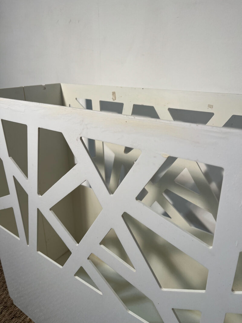 Jardinière en plastique blanc (3 en stock) – Image 3