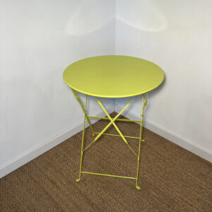 Petite table ronde verte pliable