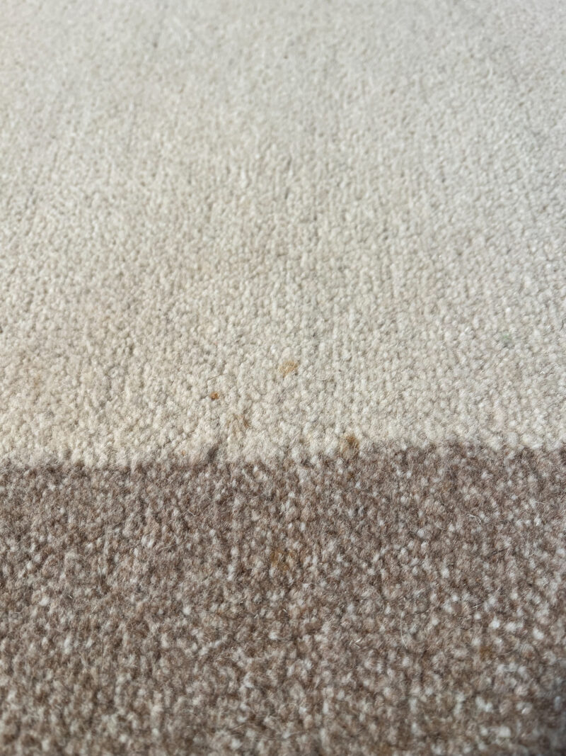 Grand tapis beige et blanc – Image 5