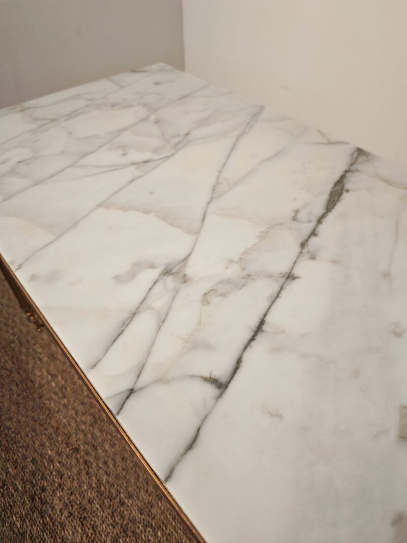 Table basse marbre et piètement doré – Image 6