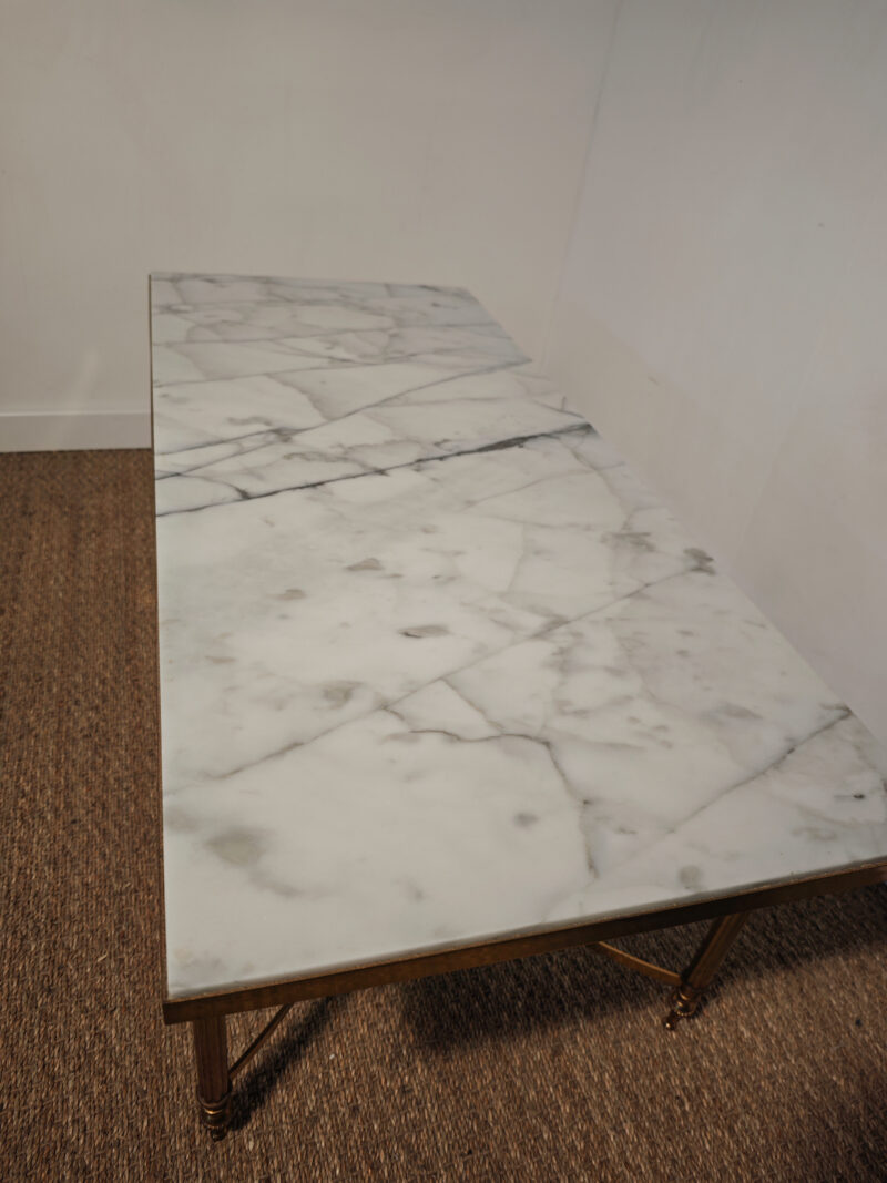 Table basse marbre et piètement doré – Image 7