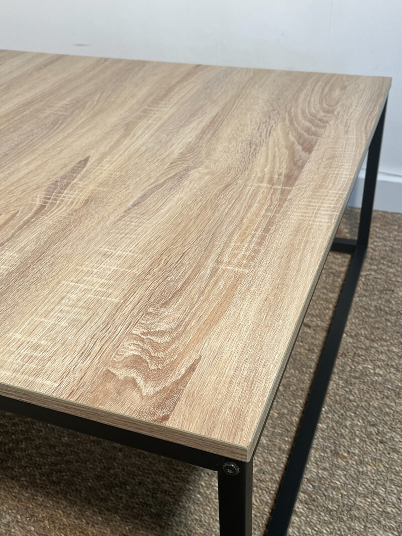 Table basse carrée bois et métal – Image 5