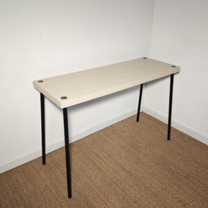 Table/console avec piètement en métal noir