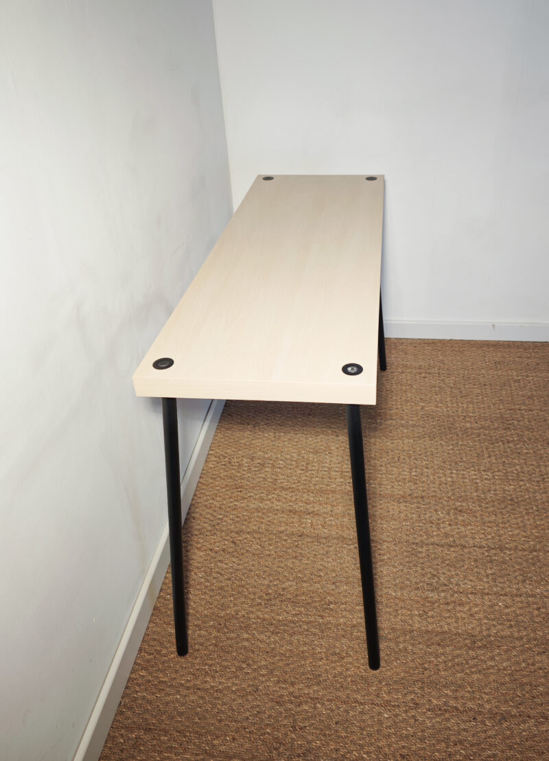Table/console avec piètement en métal noir – Image 3