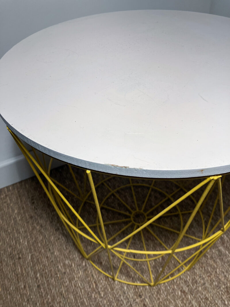 Table basse ronde structure métal – Image 6