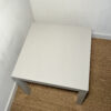 Petite table basse carré grise – Image 3