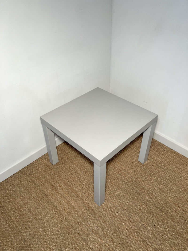 Petite table basse carré grise – Image 5