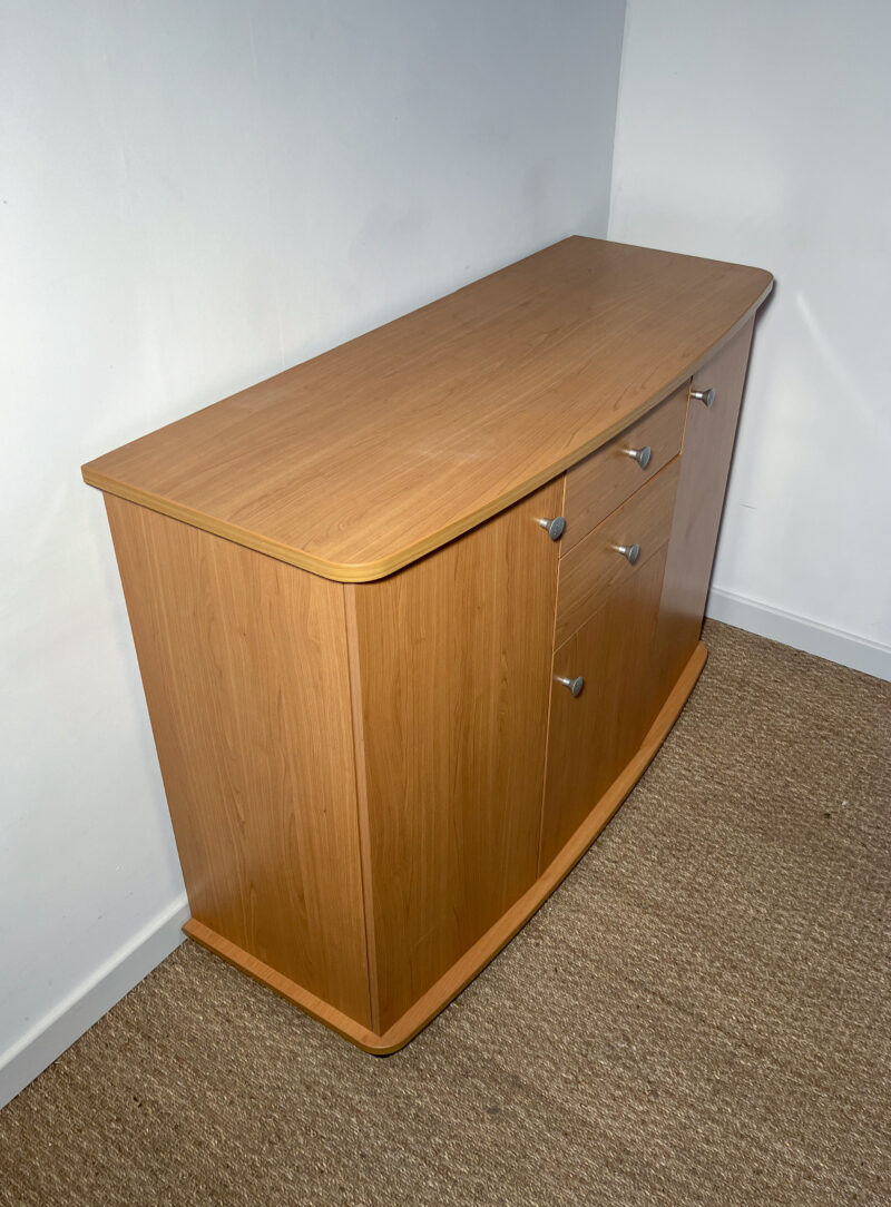 Buffet mi-haut en bois