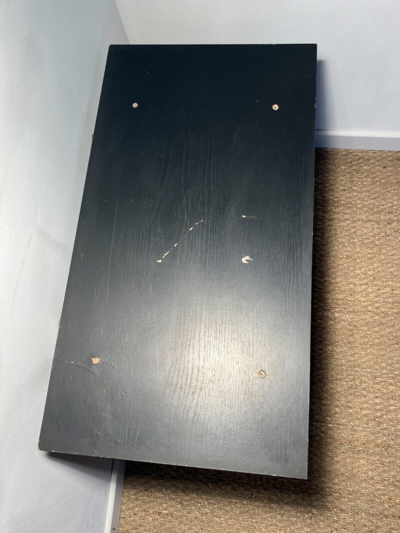 Meuble de rangement en bois noir – Image 3