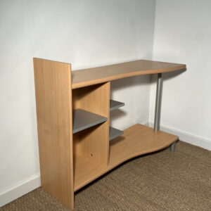 Console de rangement avec étagères
