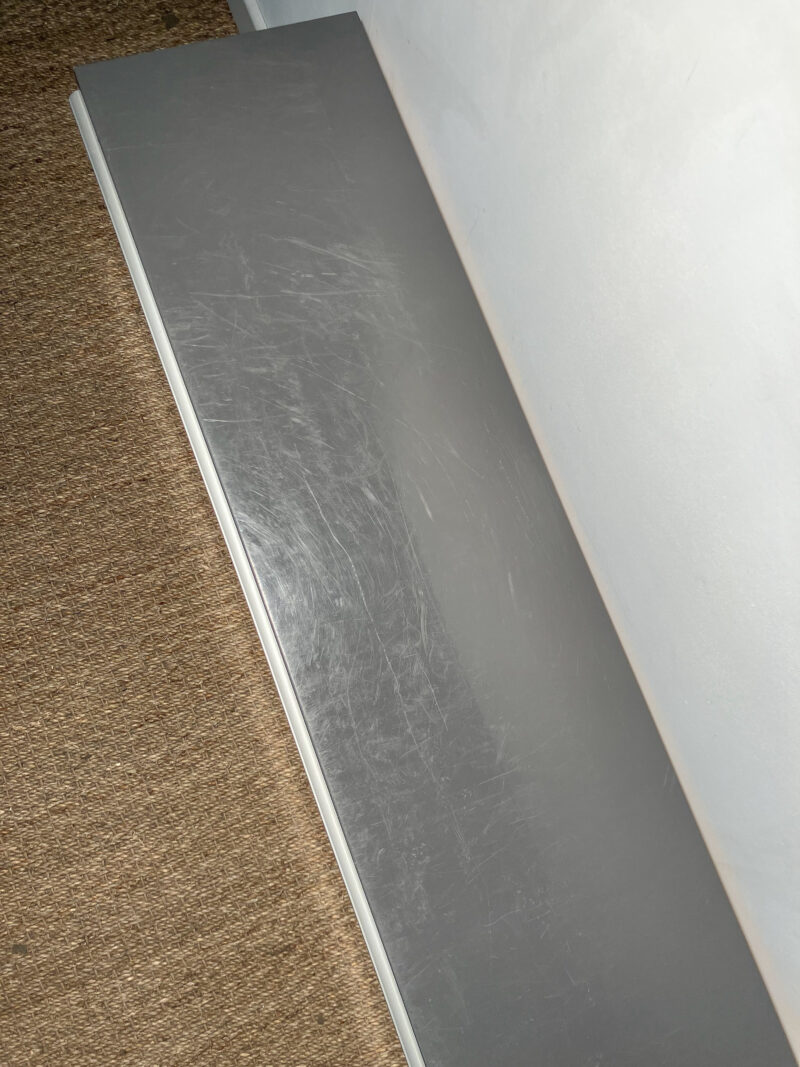 Long meuble tv bas gris – Image 6