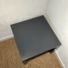 Petite table basse carrée grise – Image 4