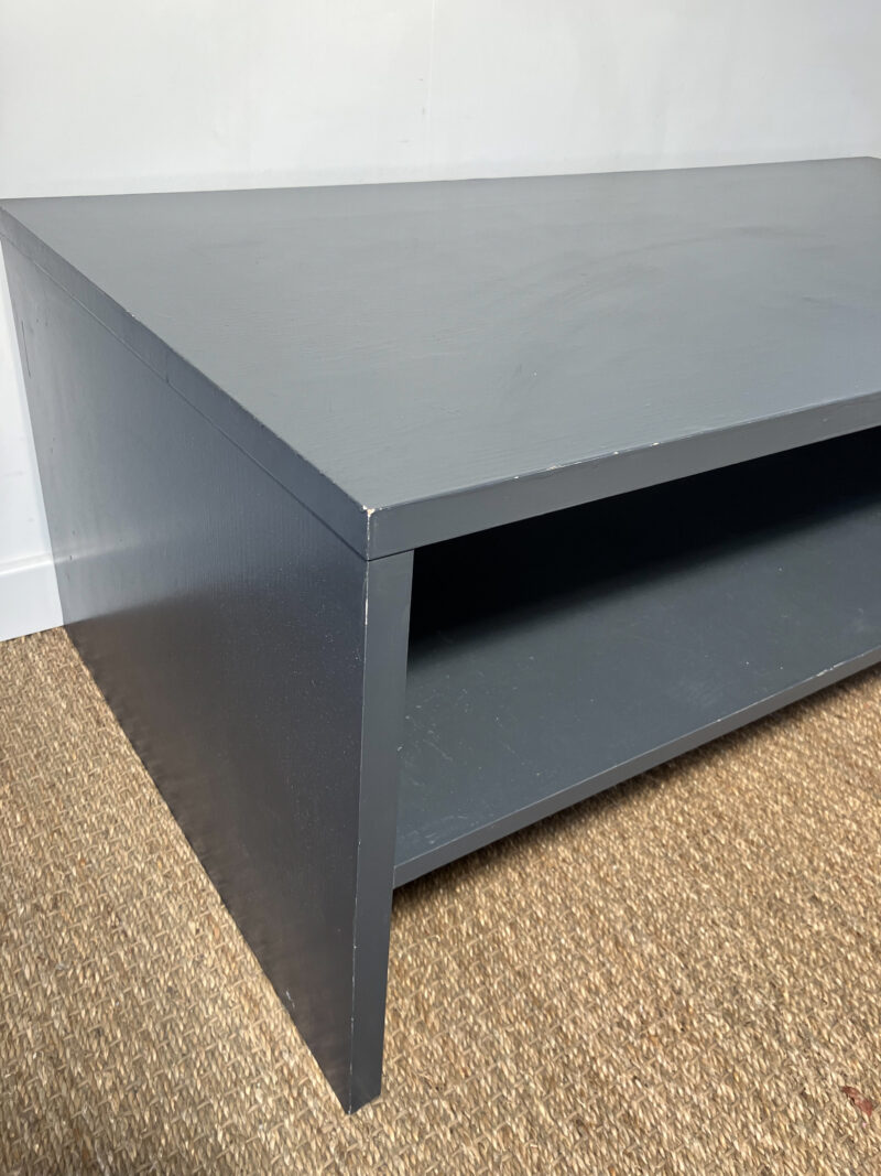 Grande table basse grise – Image 5