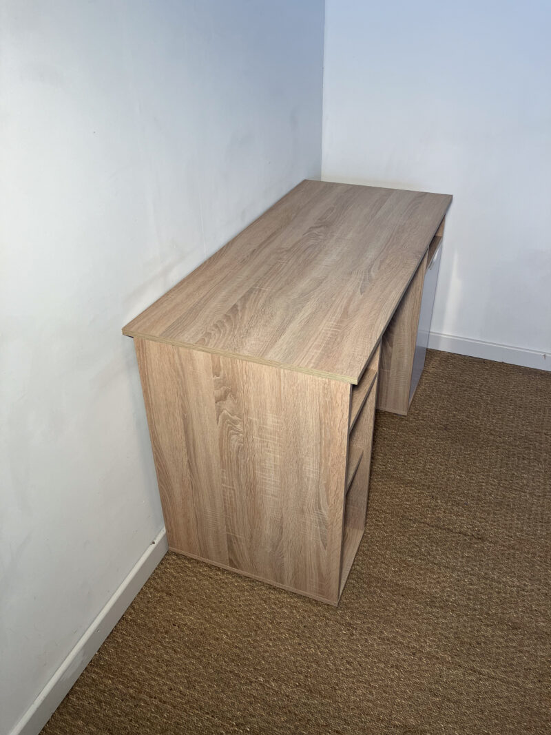 Bureau effet bois avec rangements – Image 3