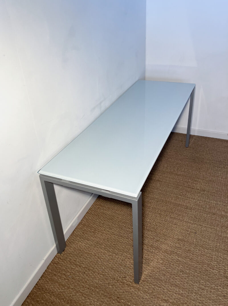 Longue table / bureau en verre – Image 3