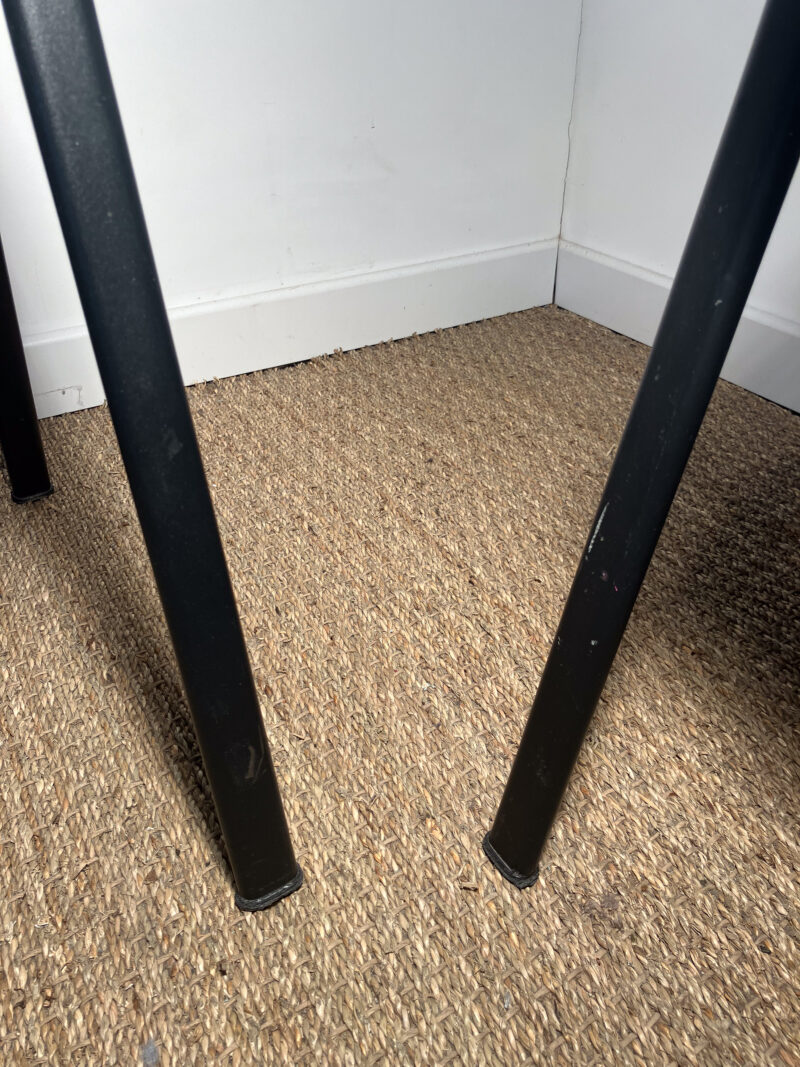 Lot de 2 chaises bleues et noires – Image 7