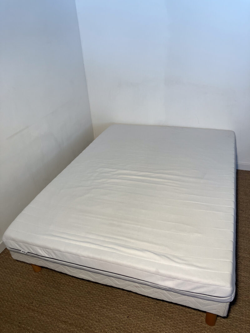 Matelas mousse 140 x 190 (Ikea) – Image 2